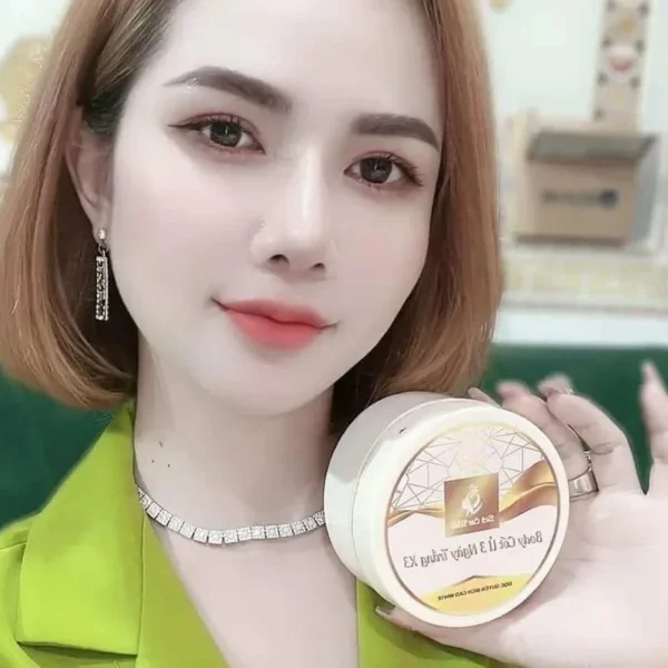 200g Kem Body Whitening Formula Moisturizes Bright White, Even Skin Tone and Smooth Your Skin, Body Cốt Ủ 3 Ngày Trắng X2 ﻿